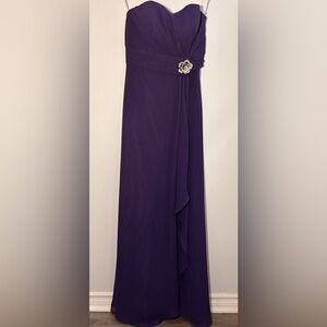 Christina Wu Size 4 Elegant Purple Strapless Dress